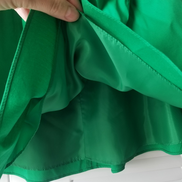 ☘Express Mini Skirt - Picture 3 of 4